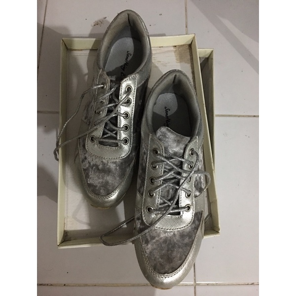 [PRELOVED] Sepatu Something Borrowed