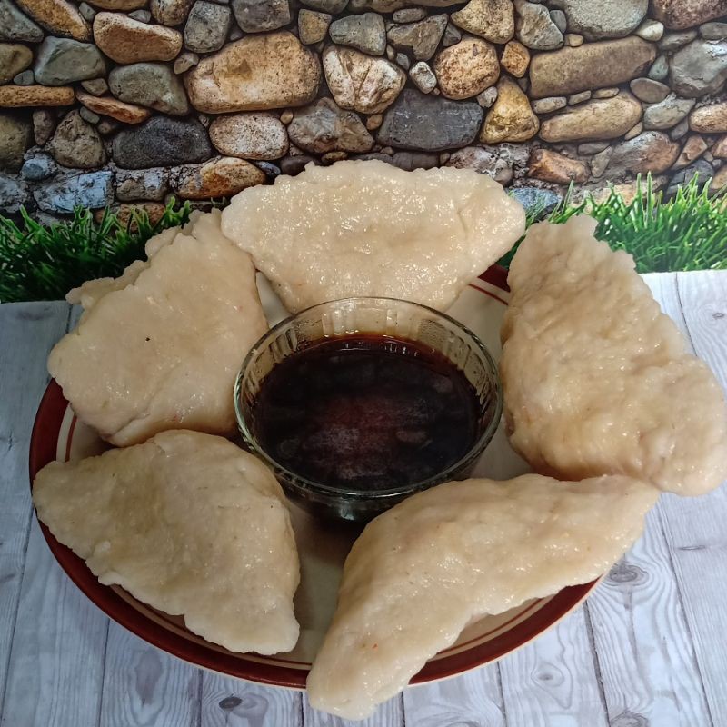 

Pempek kapal selam besar