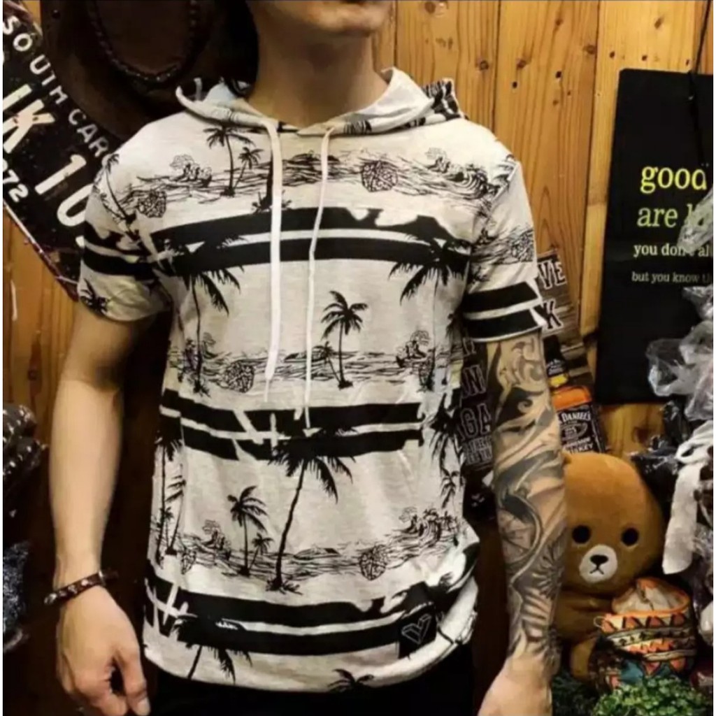 kaos pria motif pantai hoodie kupluk lengan pendek