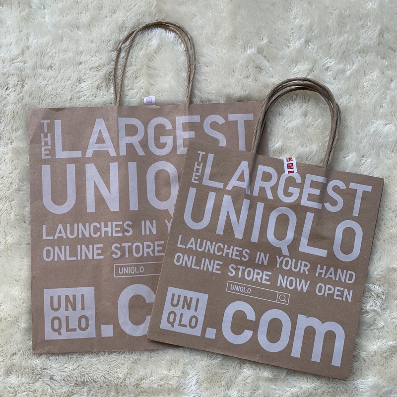 

Paperbag Uniqlo Ori from store pembelian min 2 bebas mix Brand