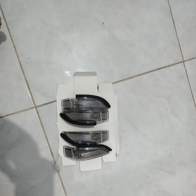 LAMPU SEIN SPION MOBIL