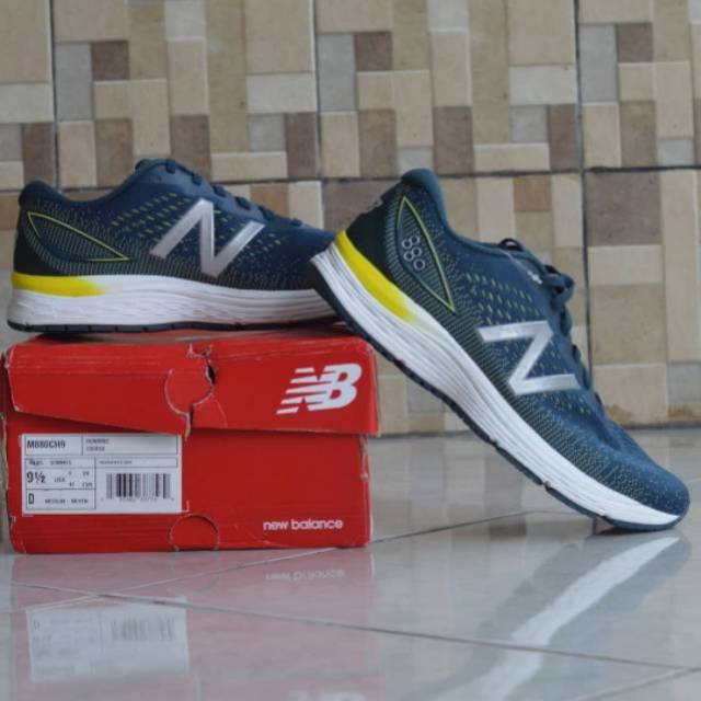 new balance m880ch9
