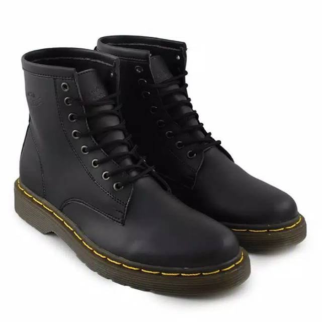 Sepatu Dr Martens Docmart Boots High Hitam