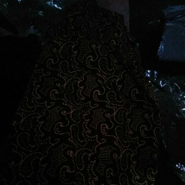 Atasan Batik Wanita Kantoran