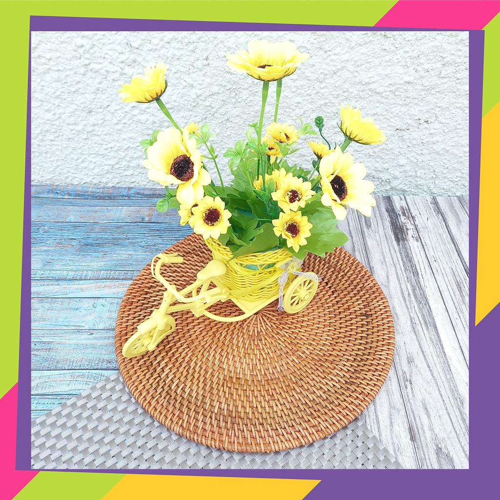 1555 / Pot bunga sepeda plastik + bunga matahari premium / Sunflower Artificial flower