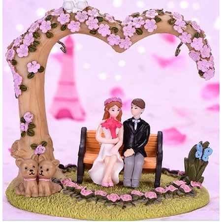 Miniature Lover Figures - Lovers Couple Figurines+Chair #33 (3pcs)