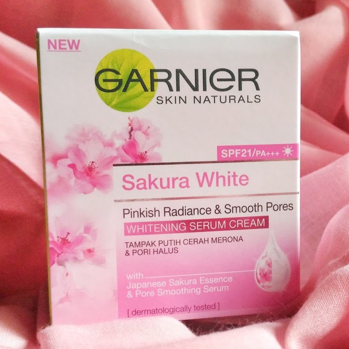 

GARNIER SAKURA WHITE WHITENENING SERUM CREAM 18ml ORIGINAL