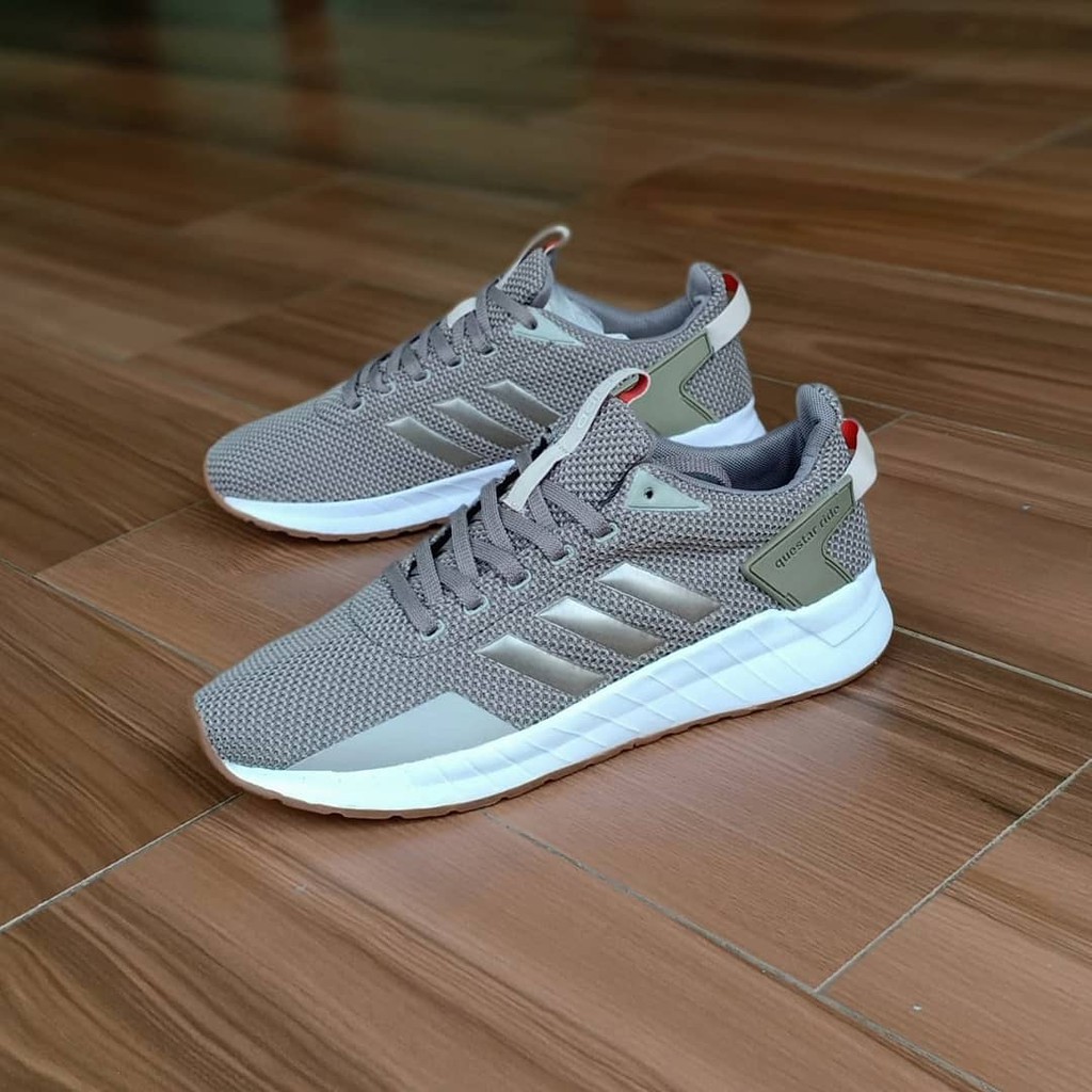 SEPATU PRIA/ ADIDAS / SNEAKER/ SEPATU SNEAKER
