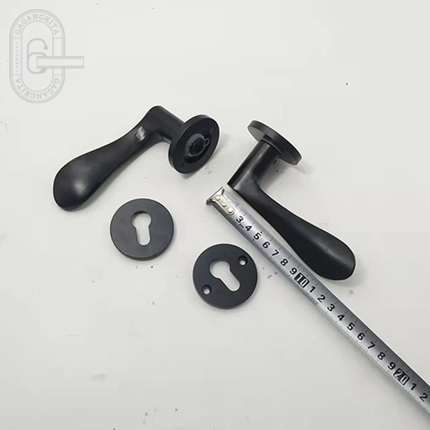 Gagang Pintu 1set siap pasang, Coating Door Lever Handle Pintu Roses Hitam Coating Terbaru Ukuran Panjang