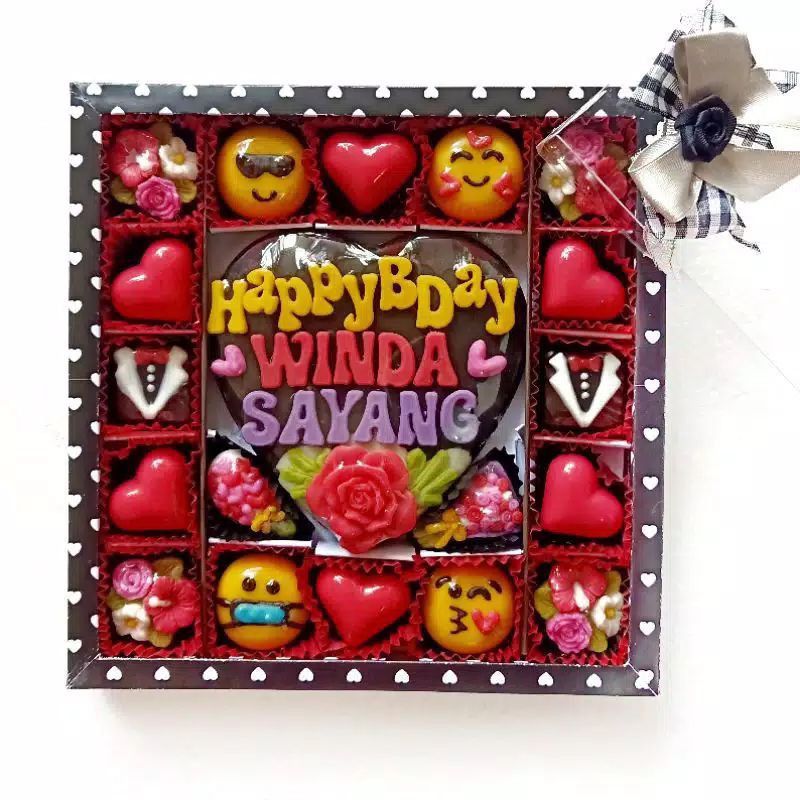 

Kado coklat box s25 chocolove untuk hadiah milad kakak/adik/pacar/ulang tahun (bisa request tulisan)