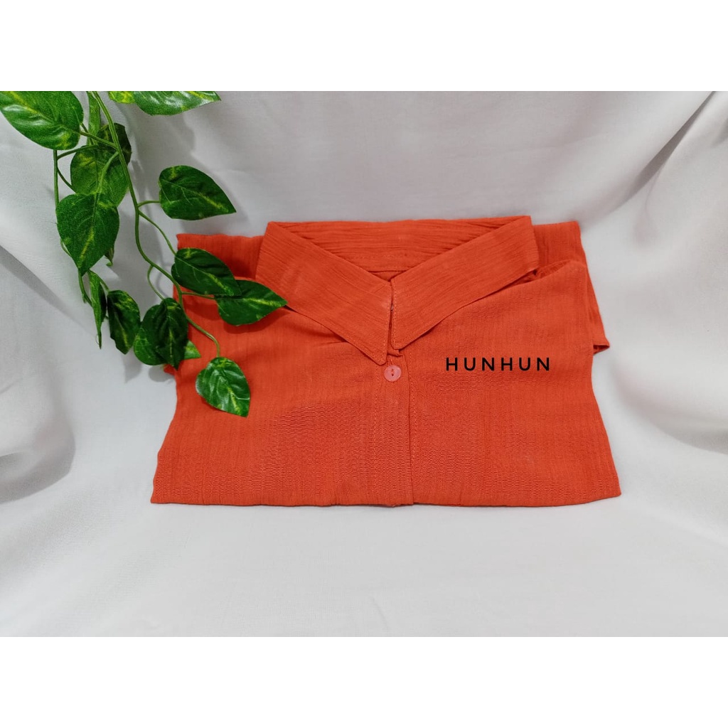 Hanin Crop Rayon Crincle/ Kemeja Crop fhanel Premium Keisya Crinkle AirFlow/ KEMEJA CRINCLE PUSATGROSIR_SOLO-HANIN CROP CARAMEL