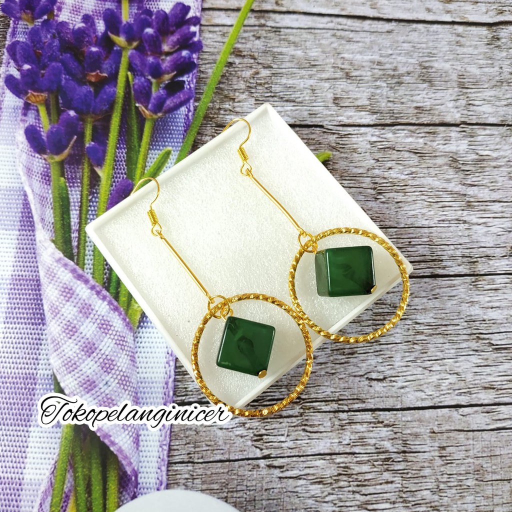 Anting Fashion Wanita Ring Dadu Murah - Anting Murah Aksesoris Fashion Wanita - Giwang - Kerabu.