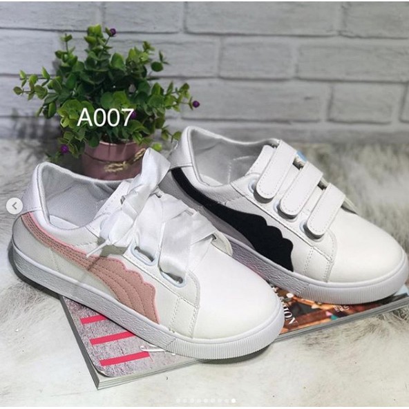 Sepatu Sneakers A007