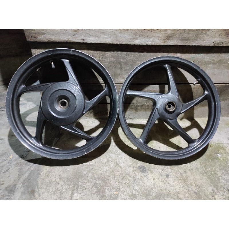 Velg Pelek Honda Beat Karbu / Beat fi / beat pop / Vario Karbu Original