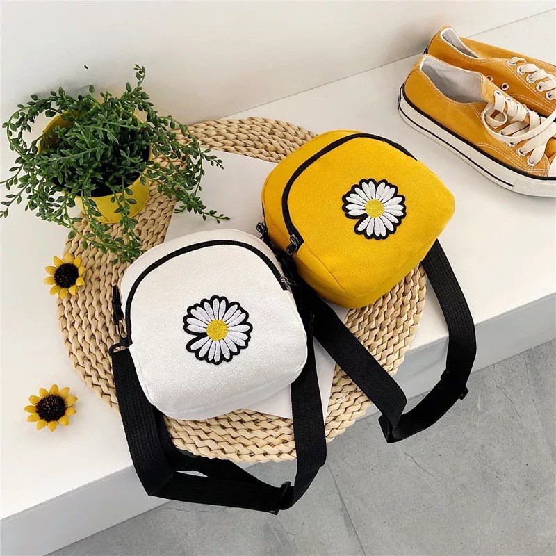 LOVI_ID - Lavender  Slingbag Daisy GD Peaceminusone Tas Selempang Wanita