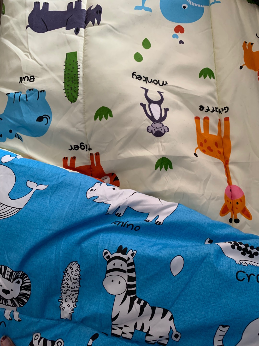 Ww Bed Cover Diva Linen - Tinggi 30cm - Safari Land - 120x200 (single)