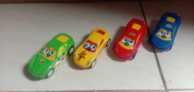 Mainan mobil lucu Elena, Paulus, kevin &amp; Teguh / mainan mobil lucu super murah