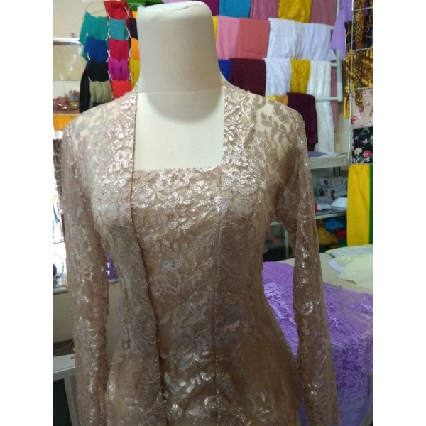 kebaya metalik