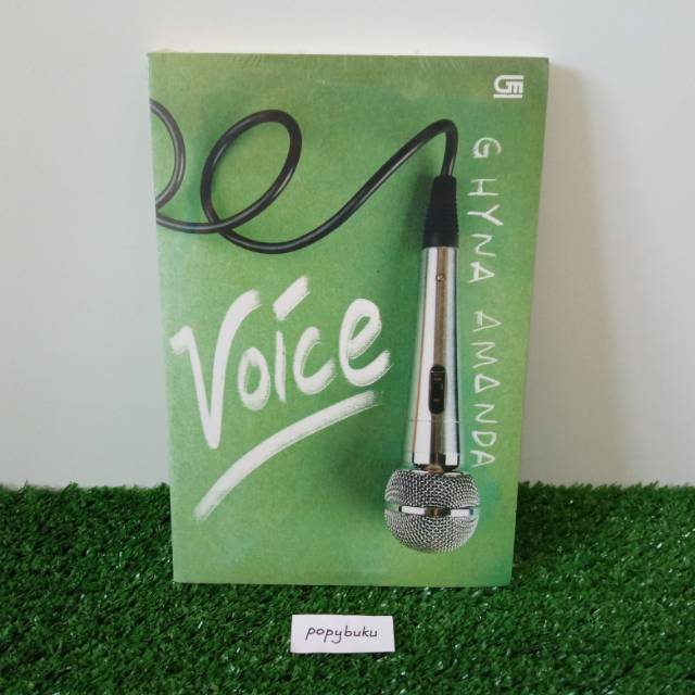 Novel Voice Ghyna Amanda