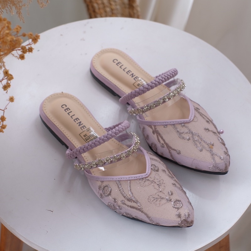 𝗖𝗘𝗟𝗟𝗘𝗡𝗘 Dal Mi flat shoes / flat diamond kepang selop brokat lace glamour