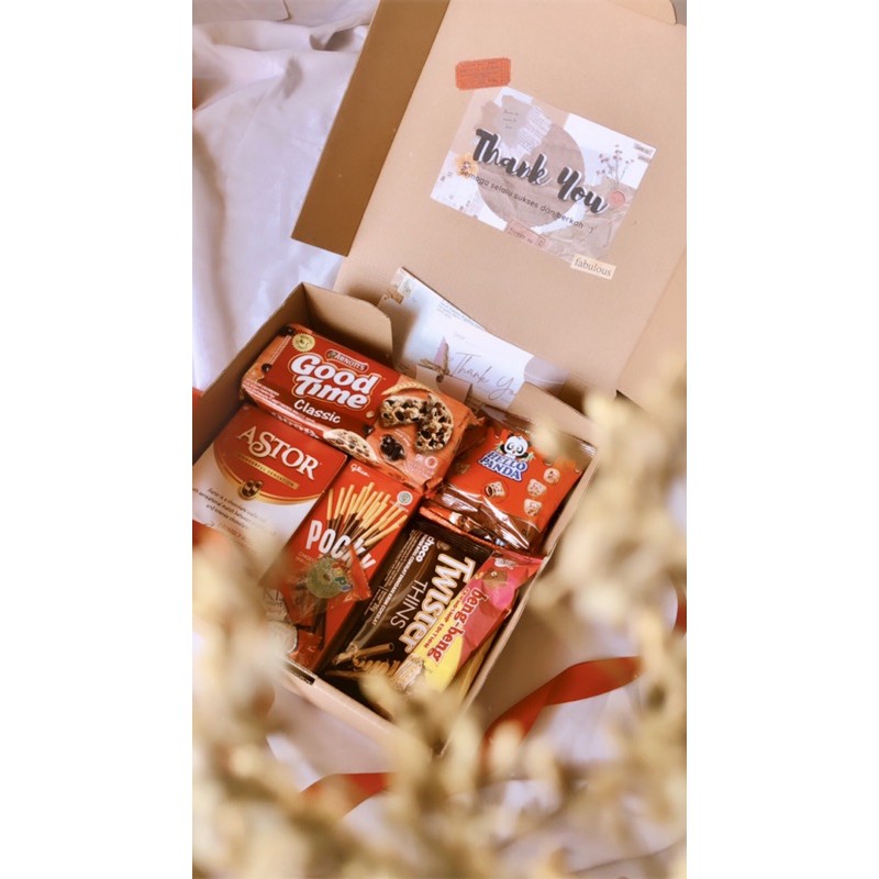 

SWEETY BOX SNACKBOX COKELAT GIFTBOX