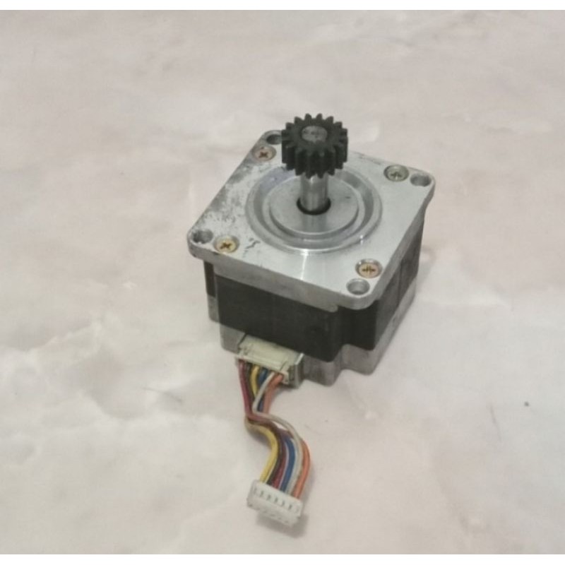 Motor Steper Nema 23 Hibrid Unipolar-Bipolar 23Km-K250-G6V