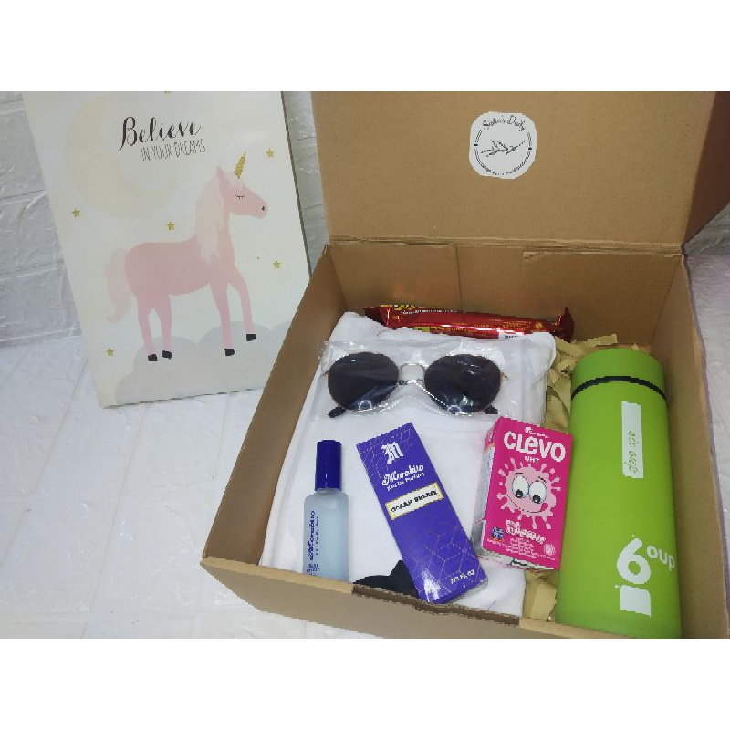 

Hampers/giftbox/parcel