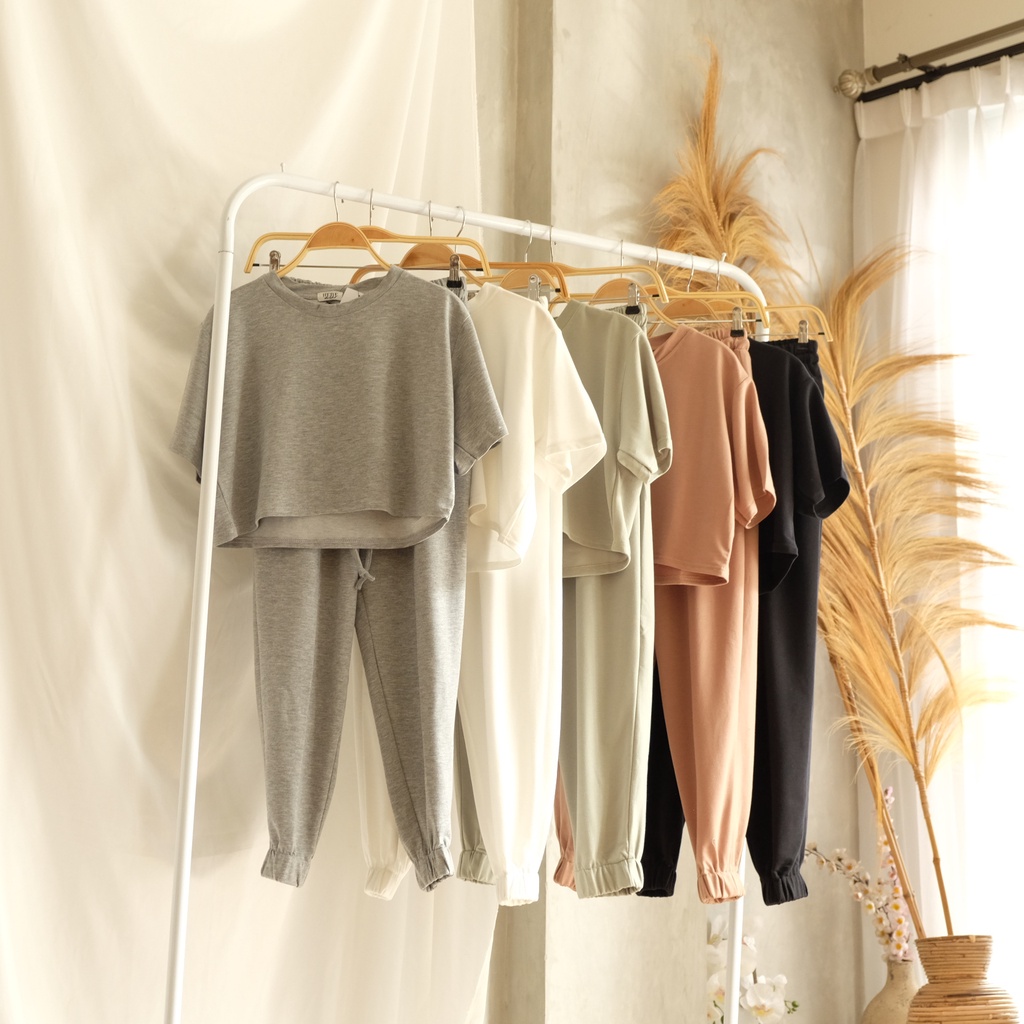 Penny Top - Crop Top Atasan Wanita