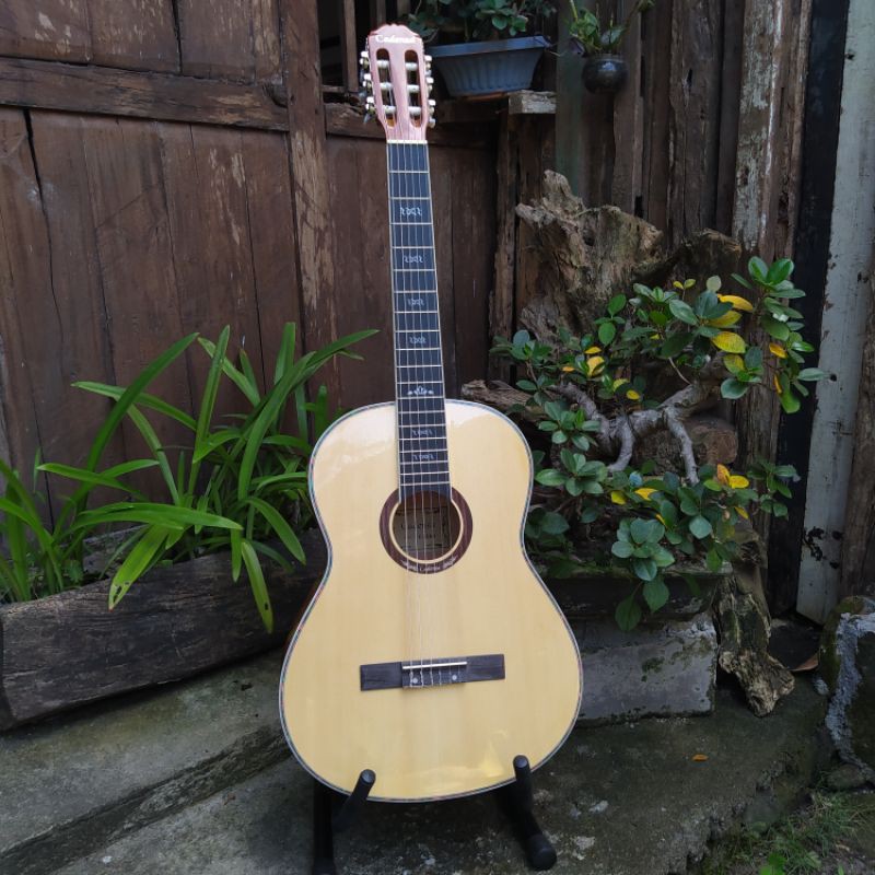 Gitar Akustik Klasik Cadenza CE203 Import Original China