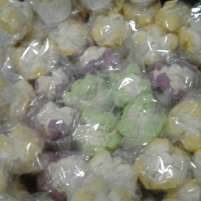 

Bolu Kukus Warna Warni