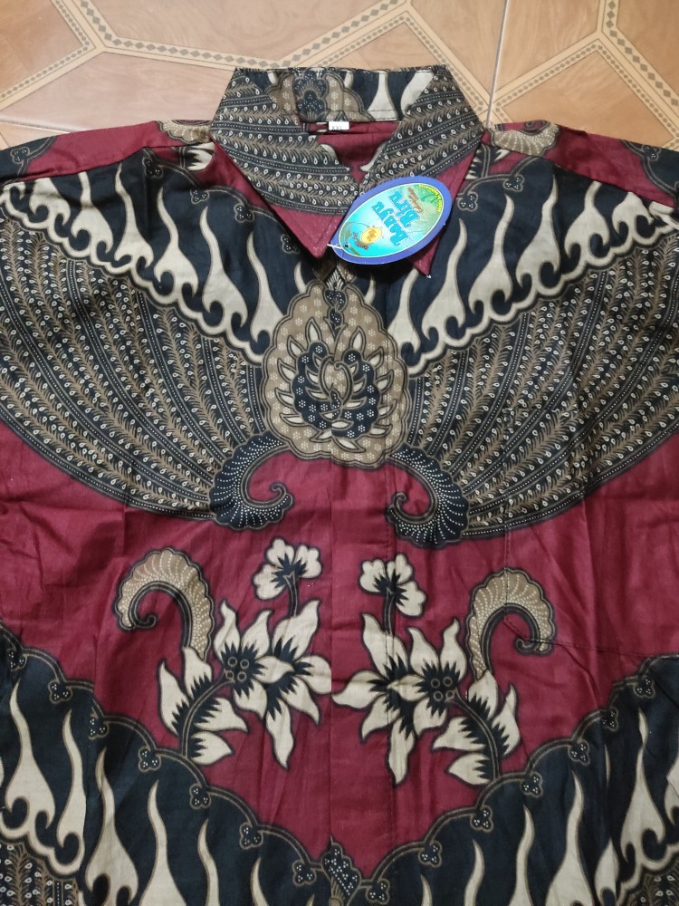 Batik Kemeja Pria Motif Sayap Api Ukuran Jumbo Warna Merah Hitam Biru