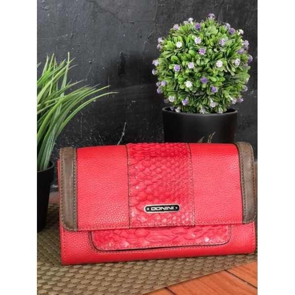 Dompet Donini