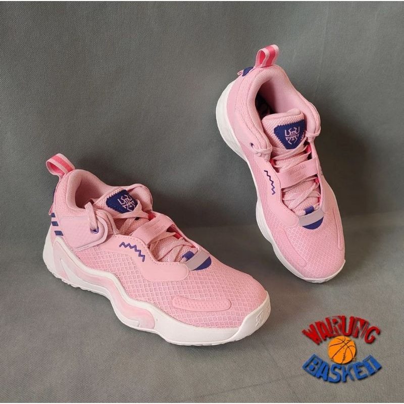 Adidas DON Issue 3 Pink