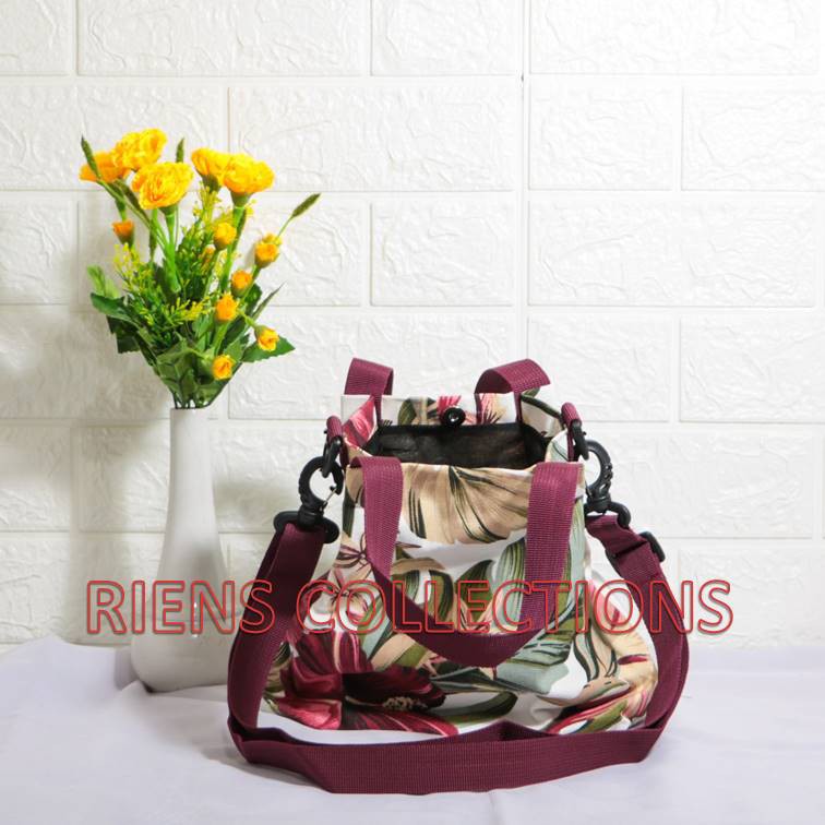 SLING BAG TAS SELEMPANG KANVAS MOTIF BUNGA SEPATU RIENS COLLECTIONS. TAS KANVAS JOGJA