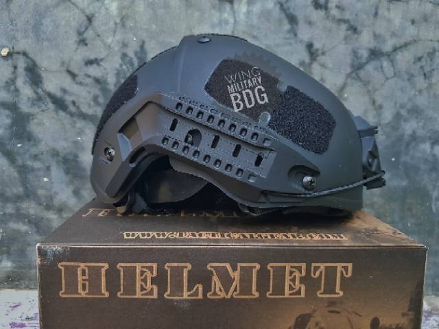 Helm tactical terbaru/helm airsoft terbaru