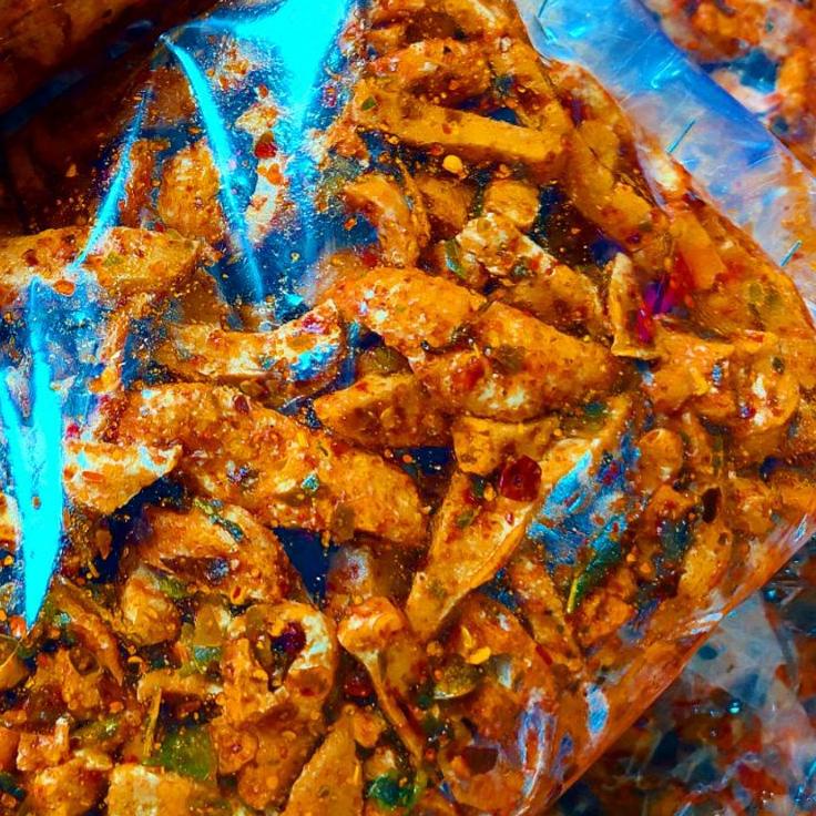 

➣ BASRENG PEDAS REPAH DAUN JERUK KEMASAN 1 KG ㅄ