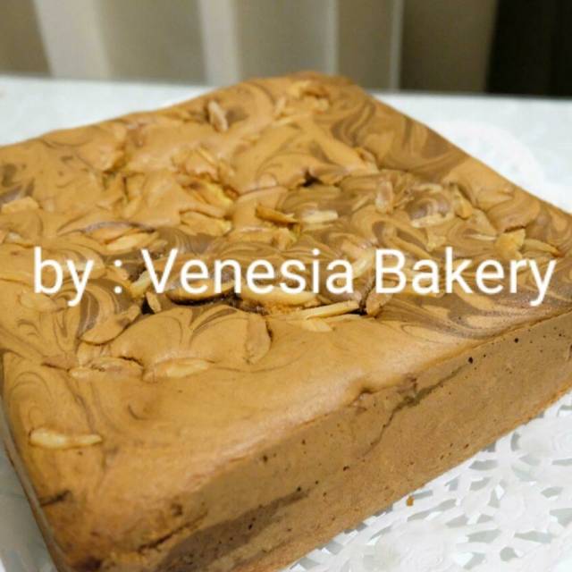 

Premium Cake Kenari