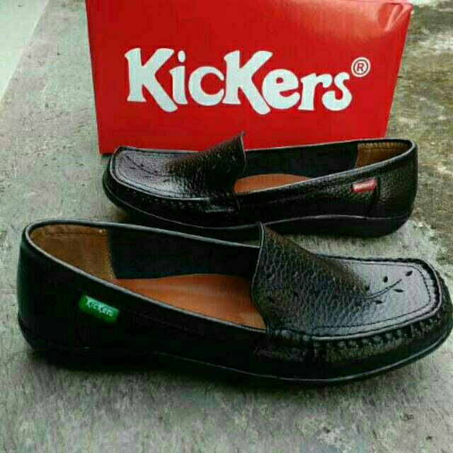 Sepatu Kerja / Sepatu Casual Wanita KicKers Kulit