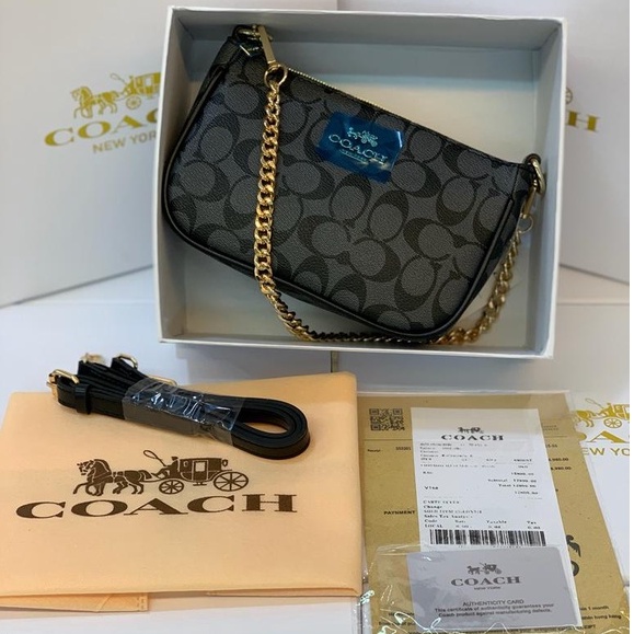 [FREE BOX] CO@CH TOP HANDLE POUCH IN SIGNATURE - COACH