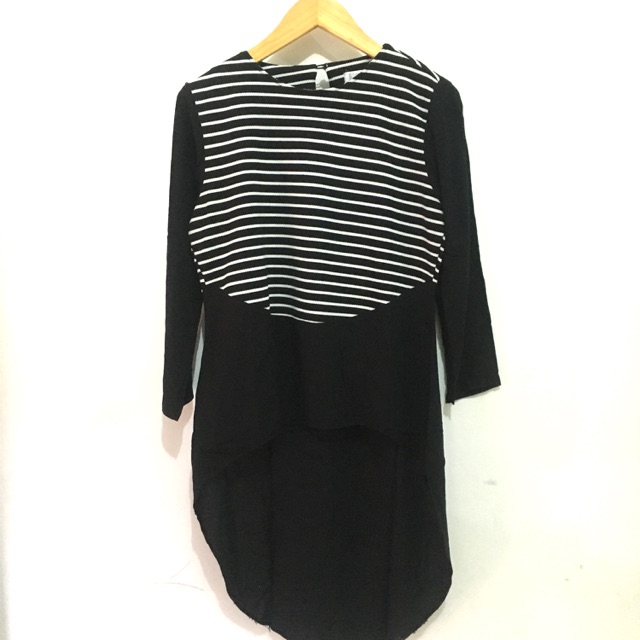 Covering Story Tunik