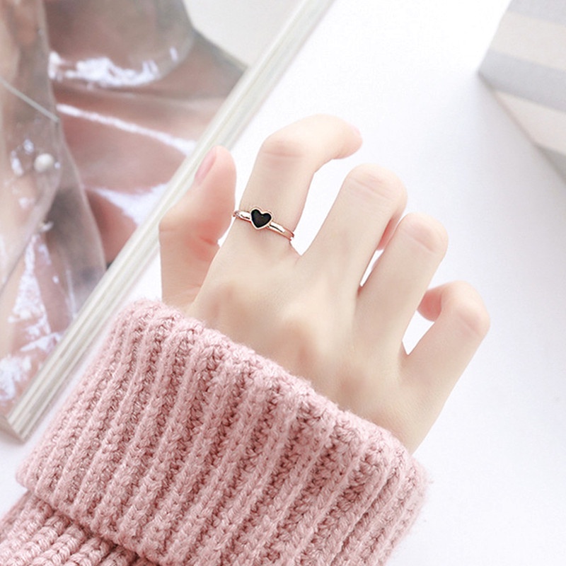 Cincin Titanium Premium Lapis Emas 18K Bentuk Hati Anti Karat Perhiasan