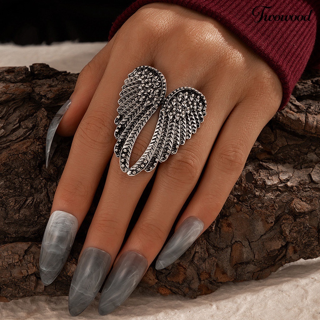 Twowood Finger Ring Exquisite Punk Style Wing Design Elegant Women Vintage Ring for Party