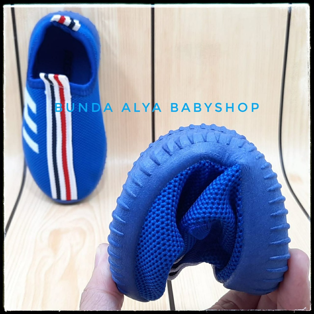 Sepatu Anak Laki Sneakers IMPORT Usia 3 4 Tahun BIRU - Sepatu Anak Lentur Size 29 - 31 Alas Karet Anti Licin