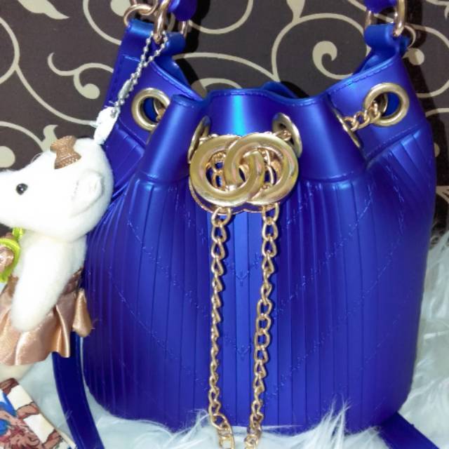 GUCCI SERUT
