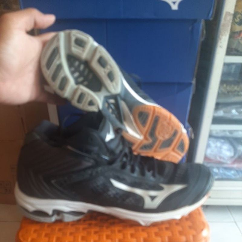mizuno wlz 5 low hitam black