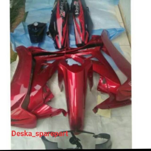 Body halus Vega R new merah