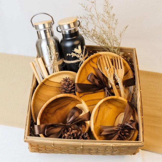 

ELIYA / Hampers Kayu Jati / Hampers Couple / Hampers Lebaran / Hampers Wedding / Kado Ulang Tahun / Hampers Ramadhan