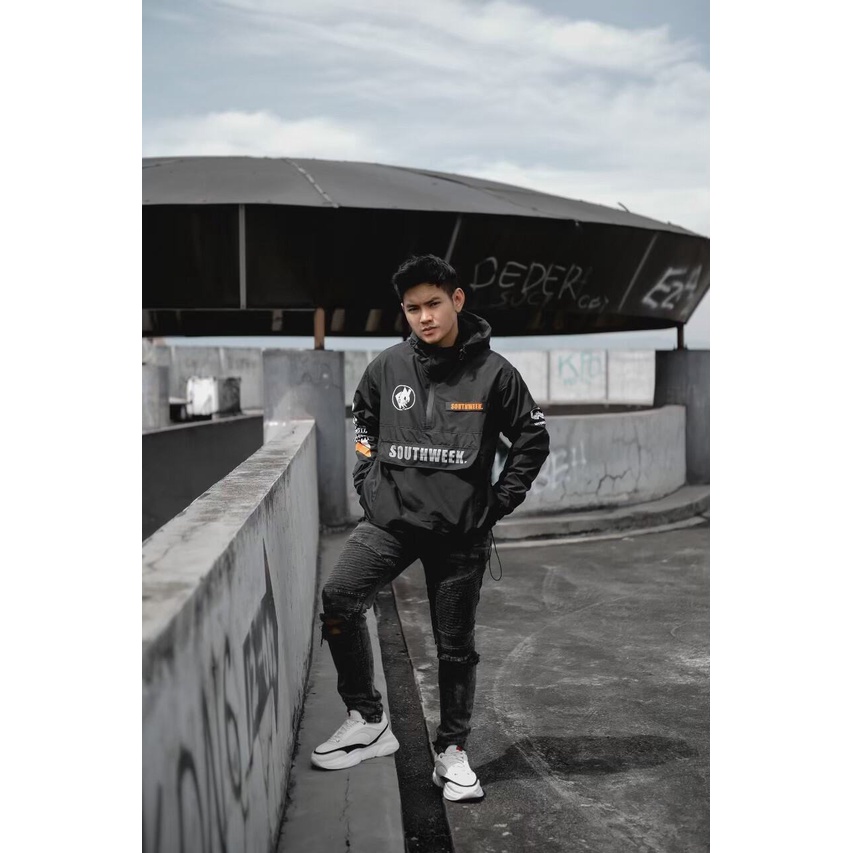 Bandung Storeid / jaket Cagoule southweek  / jaket bandung / jaket taslan / jaket tazlan / jaket par