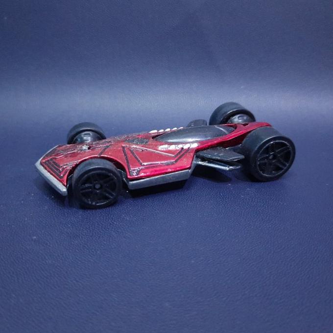 Hotwheels Saber red battle force 5 Loose