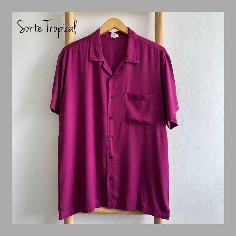 Kemeja Hawaiian Shirt Deep Magenta